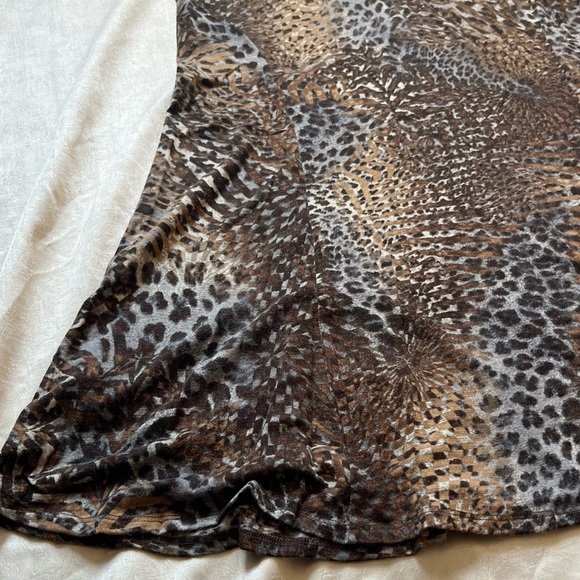 Karen Kane Vintiage Leopard and Multiple Animal Print Skirt - Picture 5 of 8